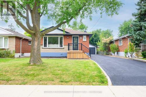 64 Viceroy Court, Hamilton (Hill Park), ON - Outdoor