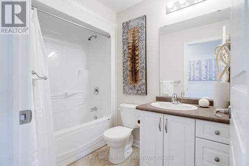 5812 Osprey Avenue, Niagara Falls, ON - Indoor Photo Showing Bathroom