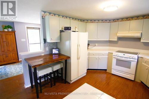 414 Shannon Boulevard, South Huron (Stephen Twp), ON - Indoor Photo Showing Kitchen