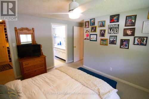 414 Shannon Boulevard, South Huron (Stephen Twp), ON - Indoor Photo Showing Bedroom