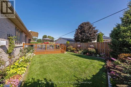 31 Vineden Drive, St. Thomas, ON - Outdoor