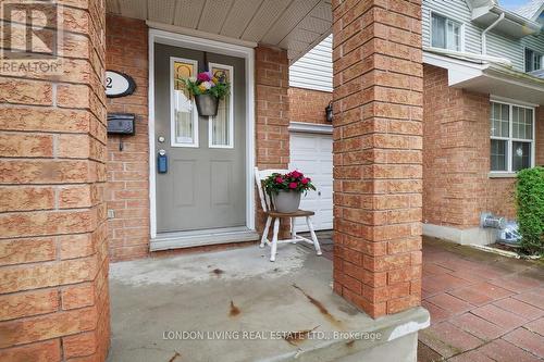 2 - 20 Kernohan Parkway, London, ON - Outdoor With Exterior