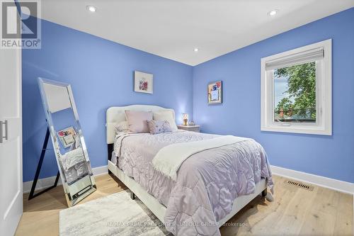 443 Kingswood Road, Toronto (East End-Danforth), ON - Indoor Photo Showing Bedroom