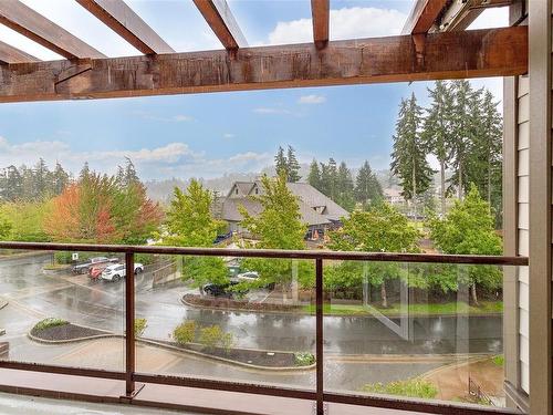 320/318-1376 Lynburne Pl, Langford, BC - Outdoor With View