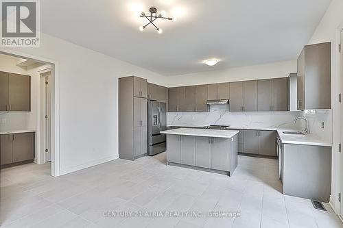 87 Current Drive, Richmond Hill, ON - Indoor Photo Showing Kitchen