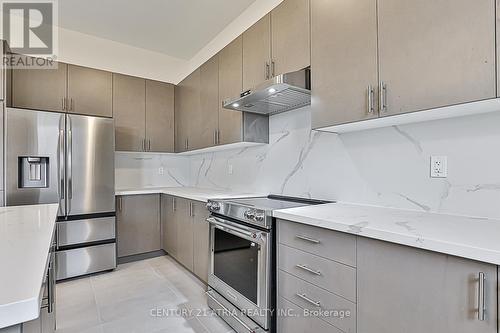 87 Current Drive, Richmond Hill, ON - Indoor Photo Showing Kitchen