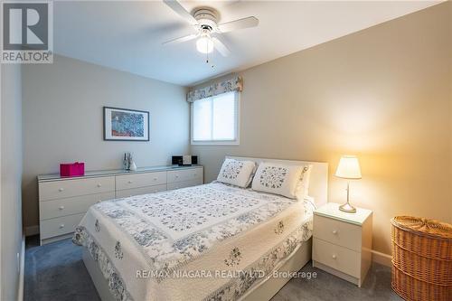 10 Wedgewood Court, St. Catharines, ON - Indoor Photo Showing Bedroom