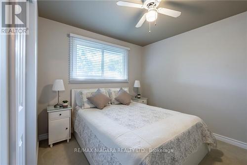 10 Wedgewood Court, St. Catharines, ON - Indoor Photo Showing Bedroom