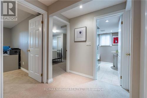 10 Wedgewood Court, St. Catharines, ON - Indoor Photo Showing Other Room