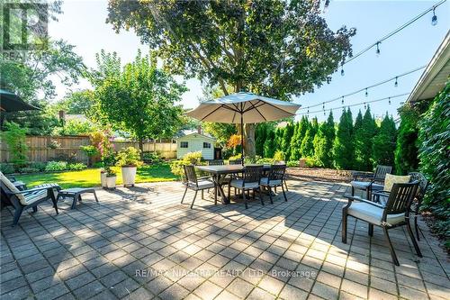 10 Wedgewood Court, St. Catharines, ON - Outdoor With Deck Patio Veranda With Backyard