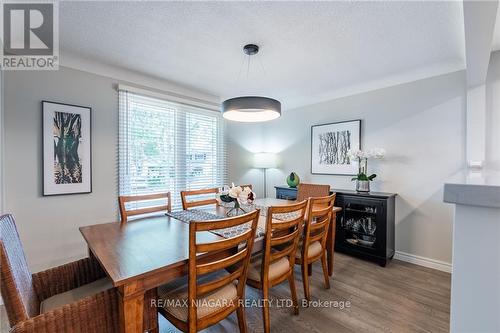 10 Wedgewood Court, St. Catharines, ON - Indoor Photo Showing Dining Room