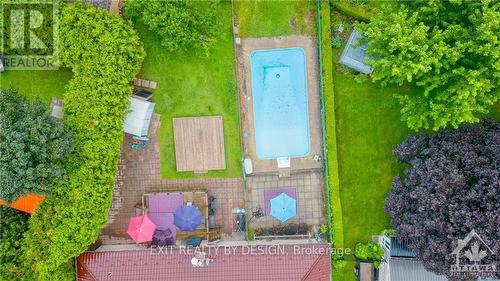 8 Vista Crescent, North Grenville, ON - Outdoor With In Ground Pool