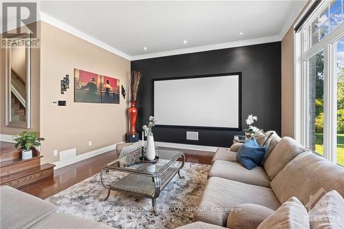 7429 Carter Road, Ottawa, ON - Indoor Photo Showing Living Room