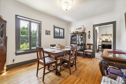 The cottage (unit 2) - 65 Queen Street, St. Catharines, ON - Indoor Photo Showing Dining Room