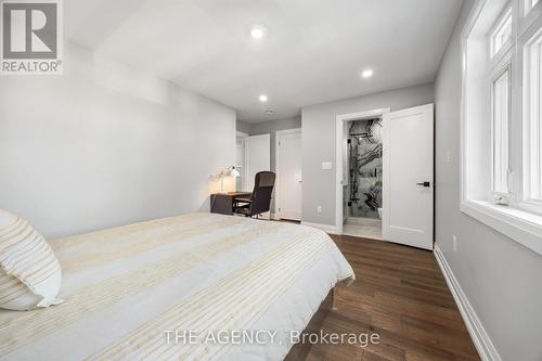 318 Rhodes Avenue, Toronto (Greenwood-Coxwell), ON - Indoor Photo Showing Bedroom