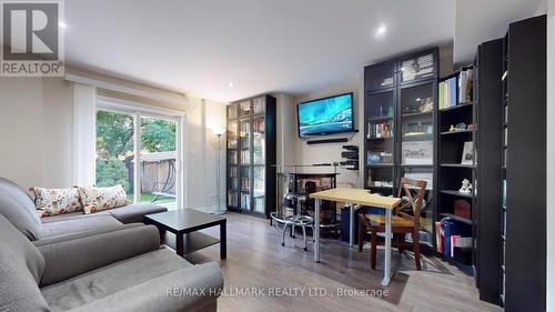 5 Carat Crescent, Richmond Hill (Westbrook), ON - Indoor Photo Showing Bathroom