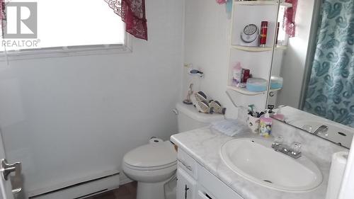 16A Washington Cres, Elliot Lake, ON - Indoor Photo Showing Bathroom