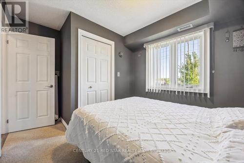 310 - 500 Mapleview Drive W, Barrie (Holly), ON - Indoor Photo Showing Bedroom