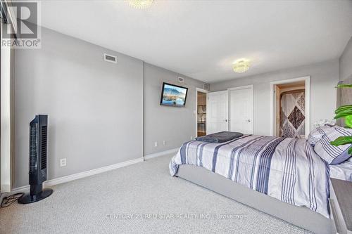 310 - 500 Mapleview Drive W, Barrie (Holly), ON - Indoor Photo Showing Bedroom