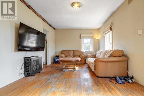 1059 Gardner Avenue, Mississauga (Lakeview), ON - Indoor Photo Showing Living Room With Fireplace