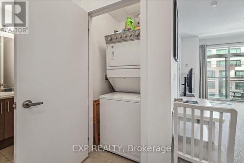 519 - 2486 Old Bronte Road, Oakville, ON - Indoor Photo Showing Laundry Room