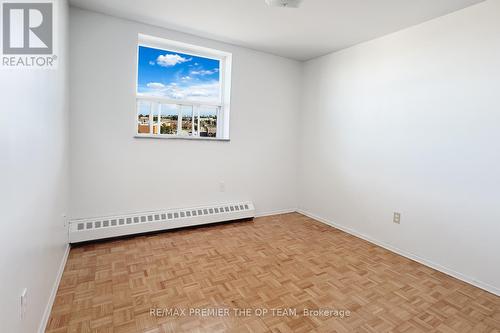 607 - 3533 Derry Road E, Mississauga (Malton), ON - Indoor Photo Showing Other Room