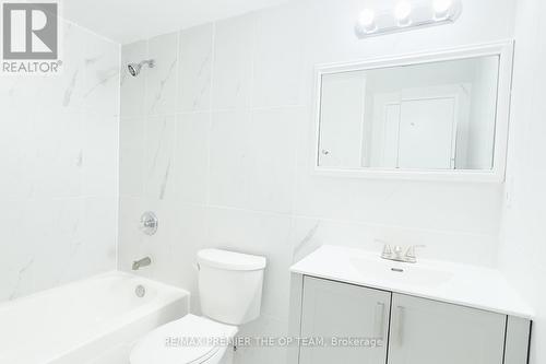 607 - 3533 Derry Road E, Mississauga (Malton), ON - Indoor Photo Showing Bathroom