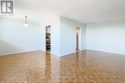 607 - 3533 Derry Road E, Mississauga (Malton), ON - Indoor Photo Showing Other Room