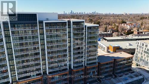 708 - 220 Missinnihe Way, Mississauga (Port Credit), ON - Outdoor