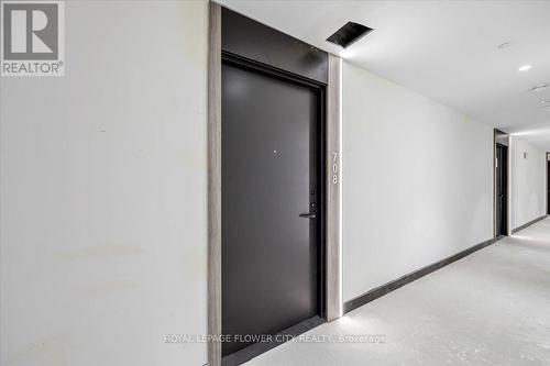 708 - 220 Missinnihe Way, Mississauga (Port Credit), ON -  Photo Showing Other Room