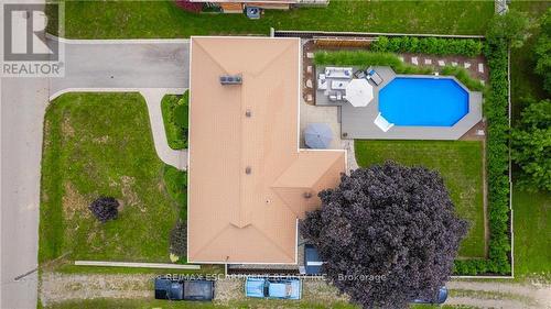 976 Danforth Avenue S, Burlington (Bayview), ON - Outdoor With In Ground Pool