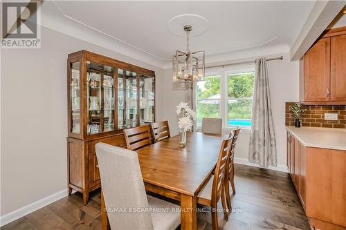 976 Danforth Avenue S, Burlington, ON - Indoor Photo Showing Dining Room