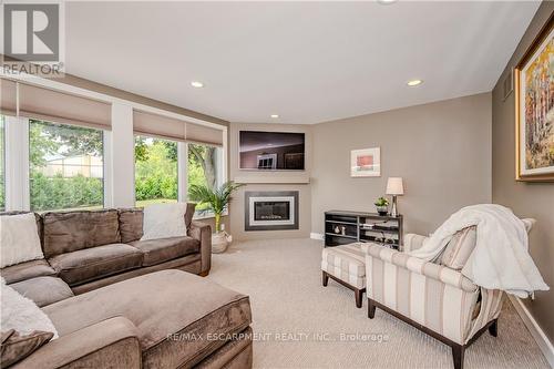 976 Danforth Avenue S, Burlington, ON - Indoor Photo Showing Living Room With Fireplace