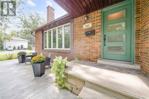 465 Roselawn Drive, Windsor, ON - Outdoor With Exterior