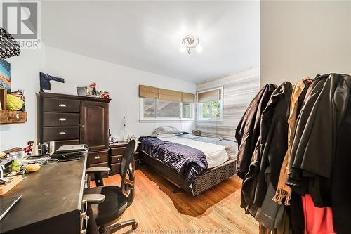 465 Roselawn Drive, Windsor, ON - Indoor Photo Showing Bedroom