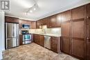 801 - 3000 Creekside Drive, Hamilton, ON  - Indoor Photo Showing Kitchen 