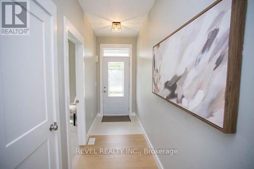 7A Yeager Avenue, Norfolk, ON - Indoor Photo Showing Other Room