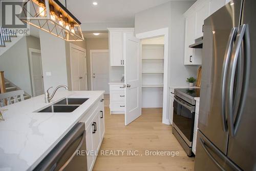 7A Yeager Avenue, Norfolk, ON - Indoor Photo Showing Kitchen With Double Sink With Upgraded Kitchen