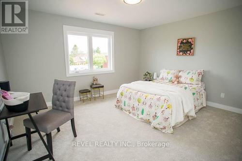 7A Yeager Avenue, Norfolk, ON - Indoor Photo Showing Bedroom