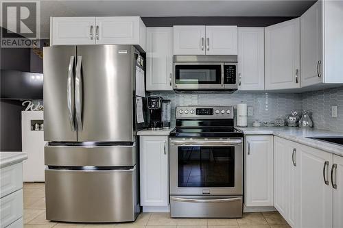 21 First Avenue, Sudbury, ON - Indoor Photo Showing Kitchen With Upgraded Kitchen