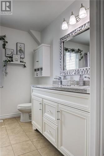 21 First Avenue, Sudbury, ON - Indoor Photo Showing Bathroom