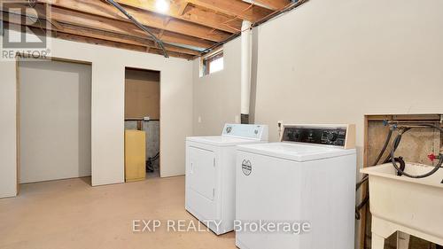 167 Railway Avenue, Middlesex Centre (Komoka), ON - Indoor Photo Showing Laundry Room