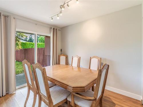 2001/2003 Northfield Rd, Nanaimo, BC - Indoor Photo Showing Dining Room