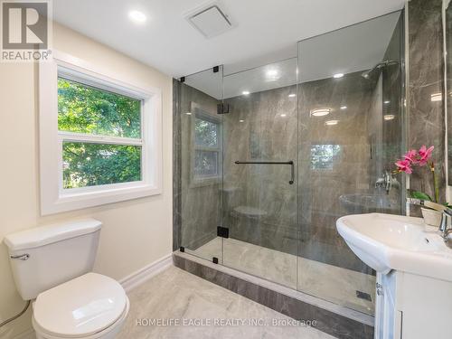 256 Parkwood Avenue, Georgina (Keswick South), ON - Indoor Photo Showing Bathroom