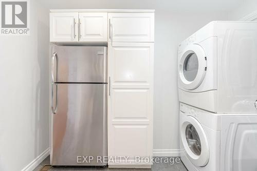 290 Pine Street, Milton, ON - Indoor Photo Showing Laundry Room