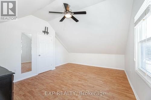 290 Pine Street, Milton, ON - Indoor Photo Showing Other Room