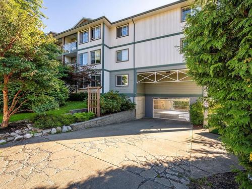 302-129 Back Rd, Courtenay, BC - Outdoor With Balcony