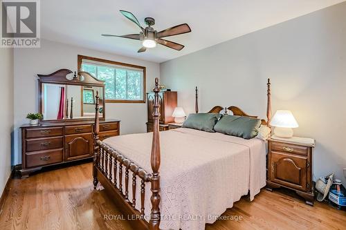 41 - 100 Quigley Road, Hamilton (Vincent), ON - Indoor Photo Showing Bedroom