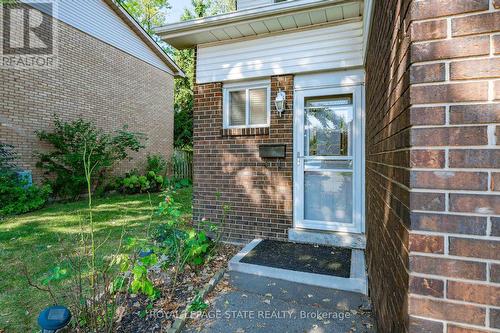 41 - 100 Quigley Road, Hamilton (Vincent), ON - Outdoor