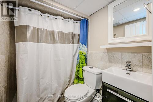 41 - 100 Quigley Road, Hamilton (Vincent), ON - Indoor Photo Showing Bathroom